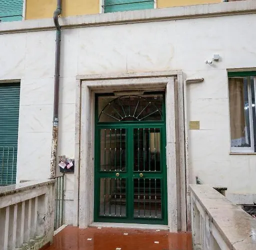 Apartment L'oleandro Di Alfredo Rom
